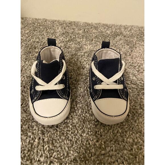 Baby Converse Dark Blue size 2 - Picture 1 of 7